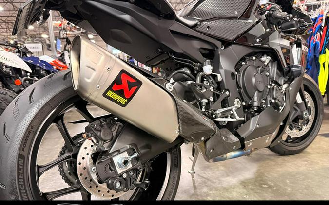 2024 Yamaha YZF-R1