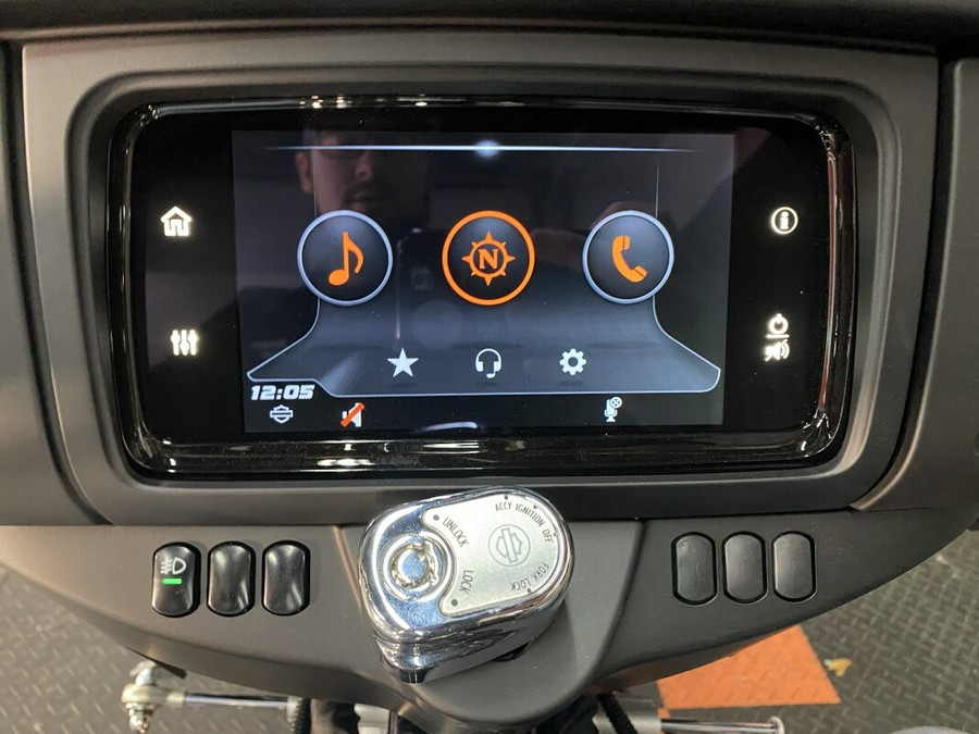 FLHTCUTG 2023 Tri Glide Ultra