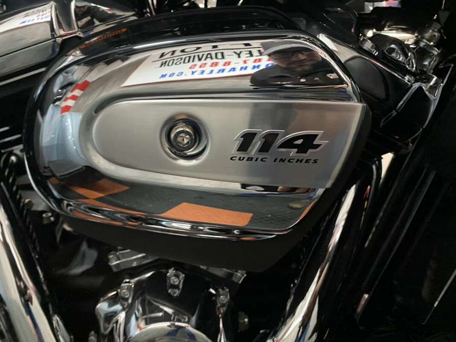 FLHTCUTG 2023 Tri Glide Ultra