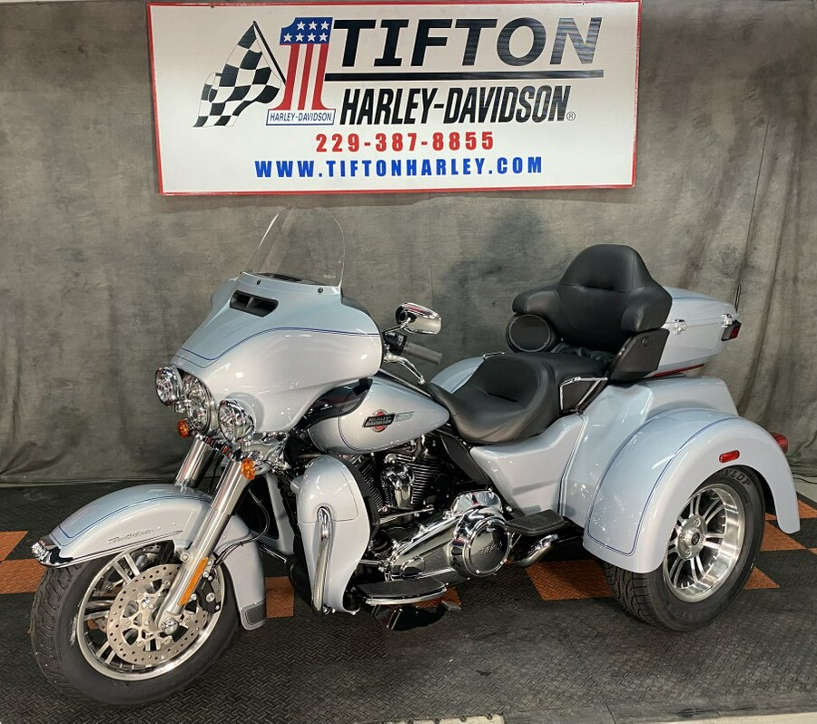 FLHTCUTG 2023 Tri Glide Ultra