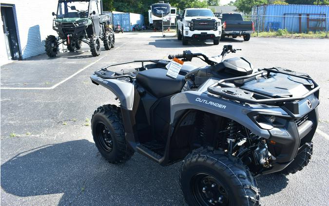 2024 Can-Am Outlander 700 Gray/Red