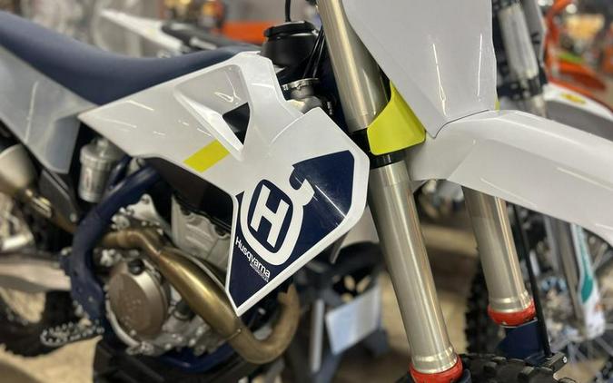 2022 Husqvarna® FC 350