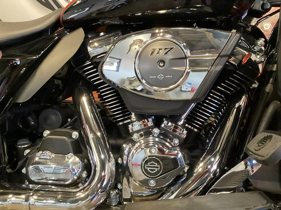 2025 Harley-Davidson® FLHXU - Street Glide® Ultra