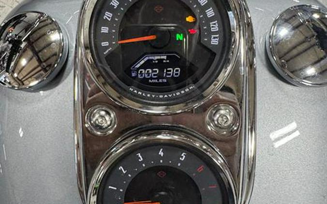 2019 Harley-Davidson Low Rider®