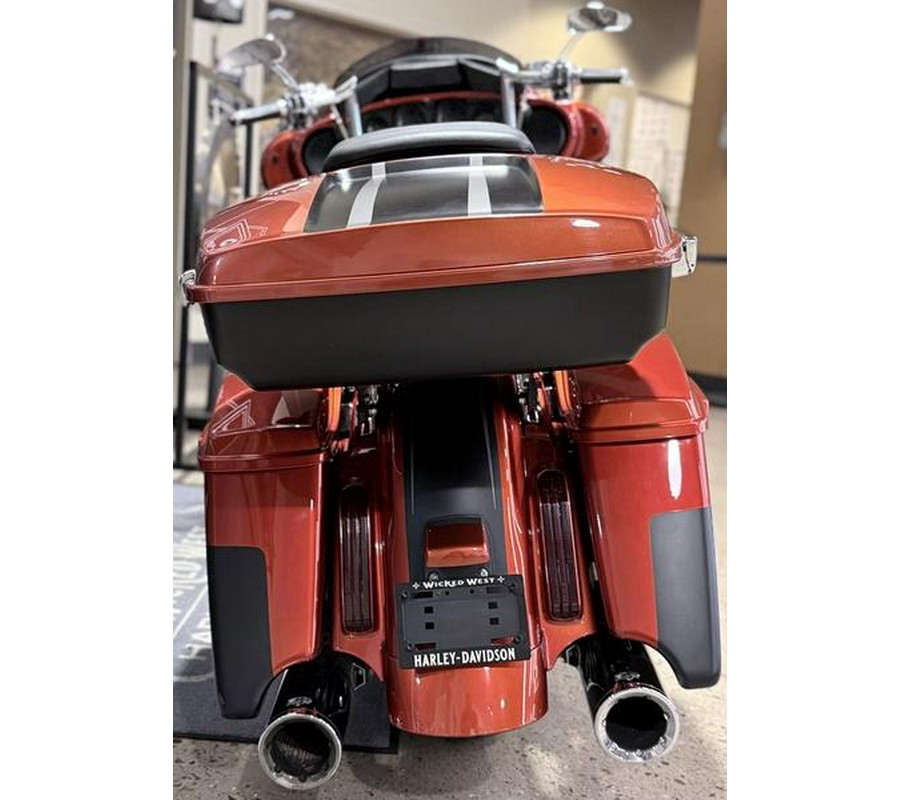 2018 Harley-Davidson® FLHXSE - CVO™ Street Glide®