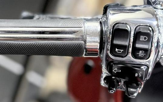 2018 Harley-Davidson® FLHXSE - CVO™ Street Glide®