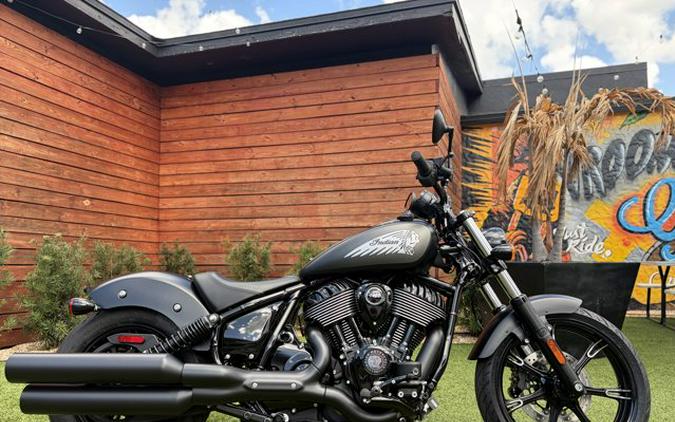2026 Indian CHIEF DARK HORSE, BLACK SMOKE, 49ST Dark Horse