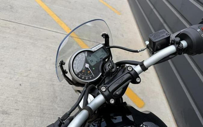 2024 Triumph Speed 400 Phantom Black / Storm Grey