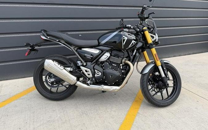 2024 Triumph Speed 400 Phantom Black / Storm Grey