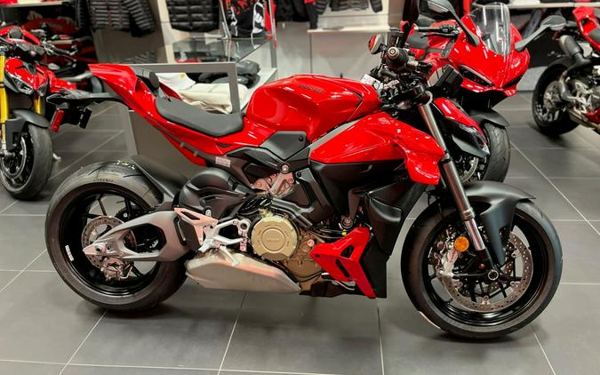 2026 Ducati Streetfighter V4