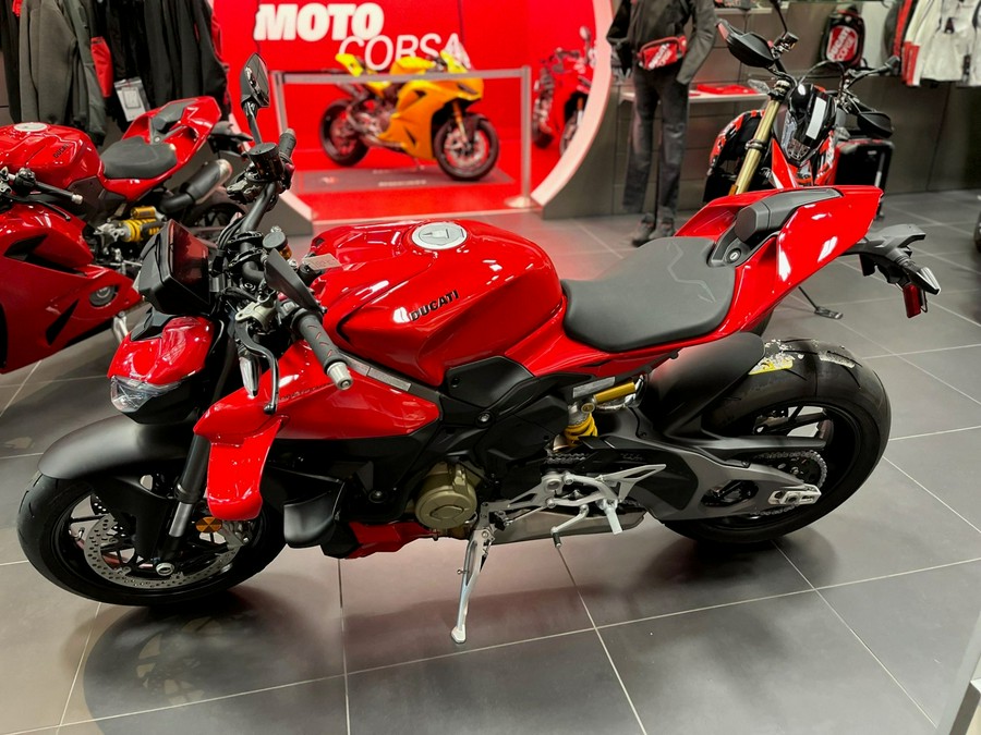 2026 Ducati Streetfighter V4