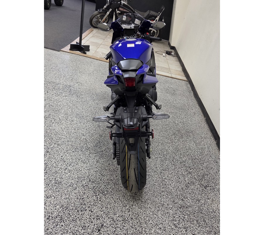 2027 YAMAHA YZF-R9 - Y3691