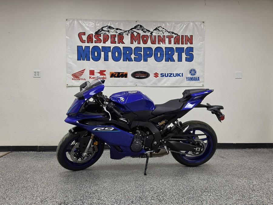 2027 YAMAHA YZF-R9 - Y3691