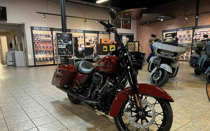 2024 Harley-Davidson Road King Special Red Rock