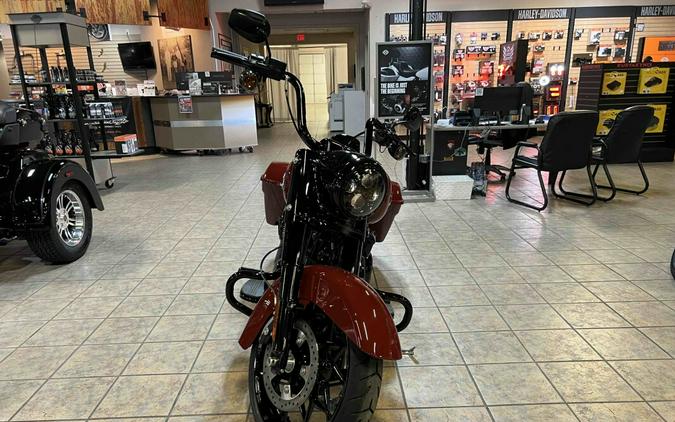 2024 Harley-Davidson Road King Special Red Rock