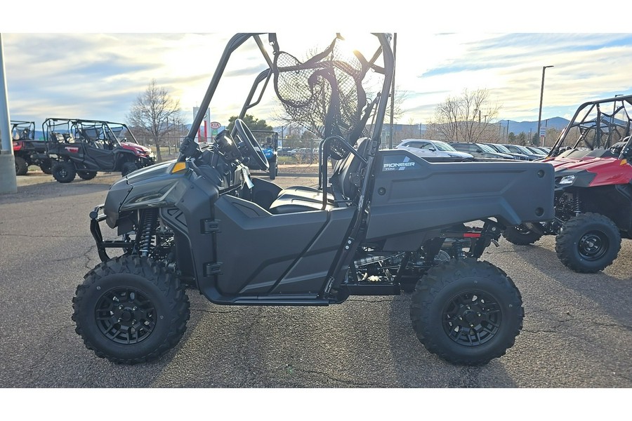 2026 Honda PIONEER 700 DELUXE Deluxe