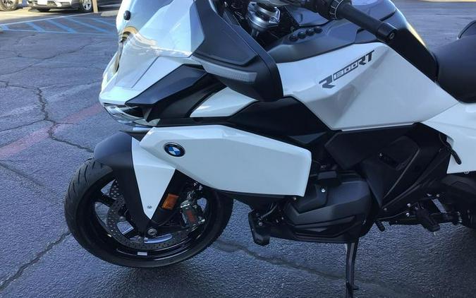 2026 BMW R 1300 RT Alpine White 3