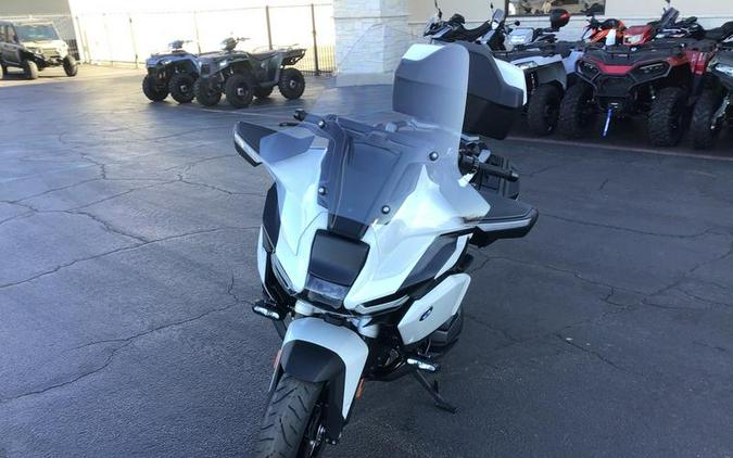 2026 BMW R 1300 RT Alpine White 3
