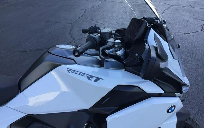 2026 BMW R 1300 RT Alpine White 3