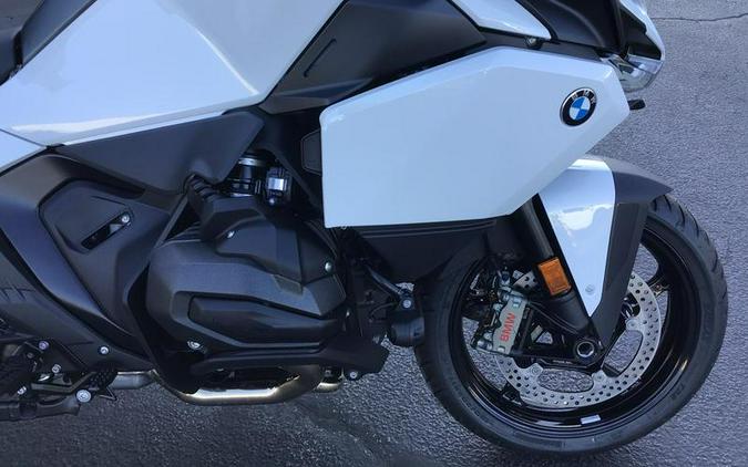 2026 BMW R 1300 RT Alpine White 3