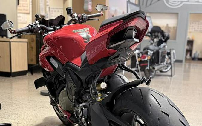 2023 Ducati Streetfighter V4 Ducati Red