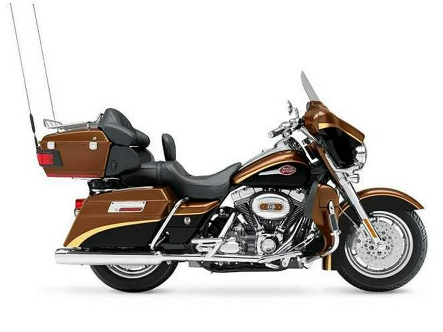 2008 Harley-Davidson® FLHTCUSE3 - CVO™ Ultra Classic® Screamin' Eagle® Anniversary Electra Glide®