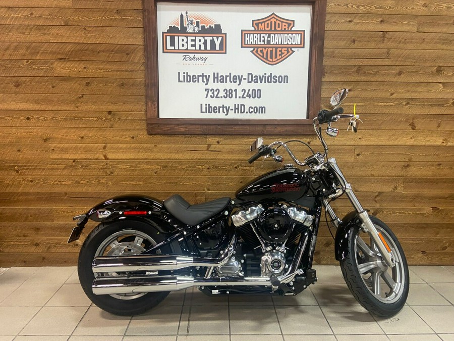 2024 Harley-Davidson® Softail® Standard Vivid Black FXST