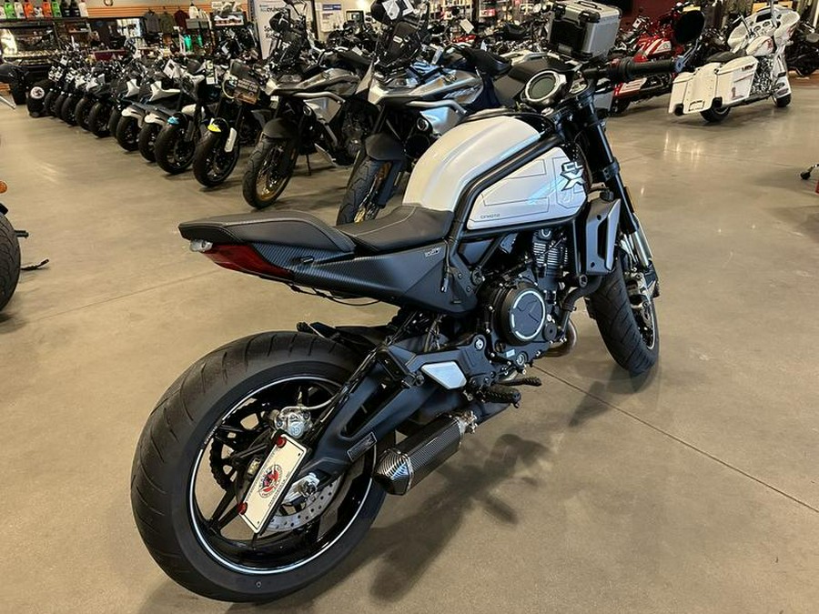 2022 CFMOTO 700CL-X