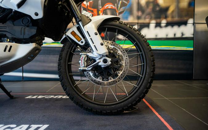 2026 Ducati DESERTX 937