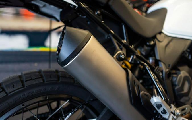 2026 Ducati DESERTX 937