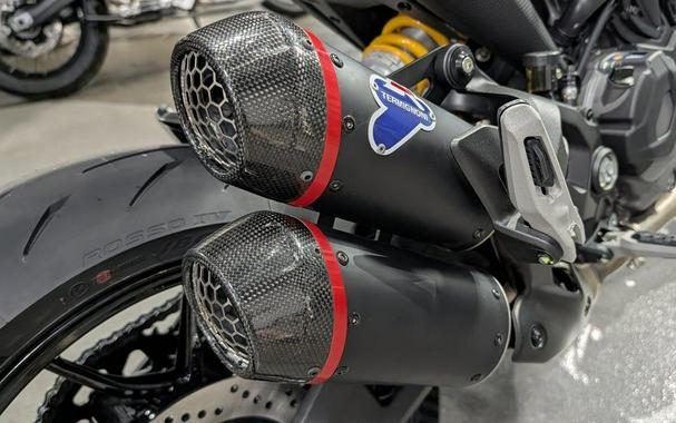 2026 Ducati Monster Dark Stealth