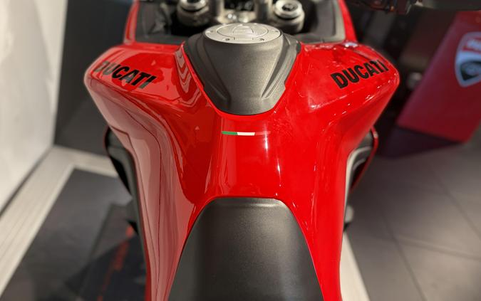 2026 Ducati MULTISTRADA V2