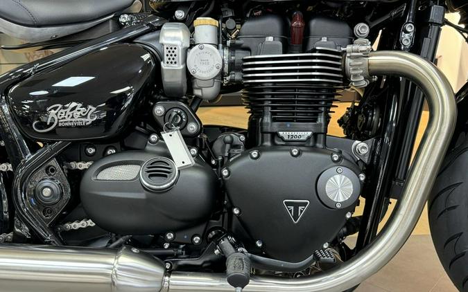 2024 Triumph Bonneville Bobber Jet Black