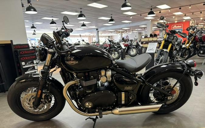 2024 Triumph Bonneville Bobber Jet Black