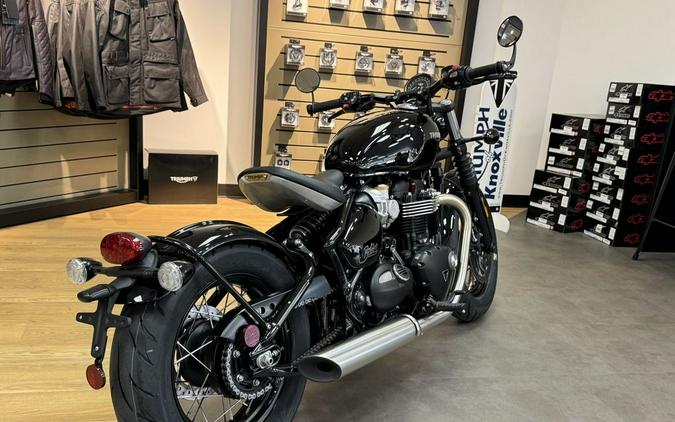 2024 Triumph Bonneville Bobber Jet Black