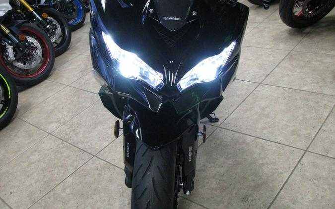 2024 Kawasaki Ninja® ZX™-4RR ABS