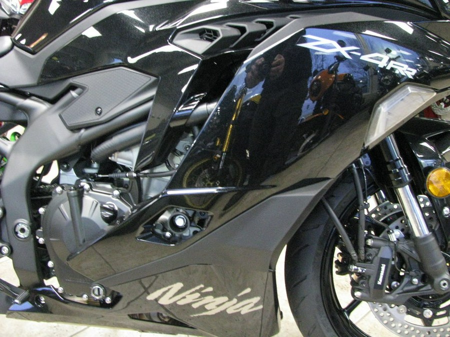 2024 Kawasaki Ninja® ZX™-4RR ABS