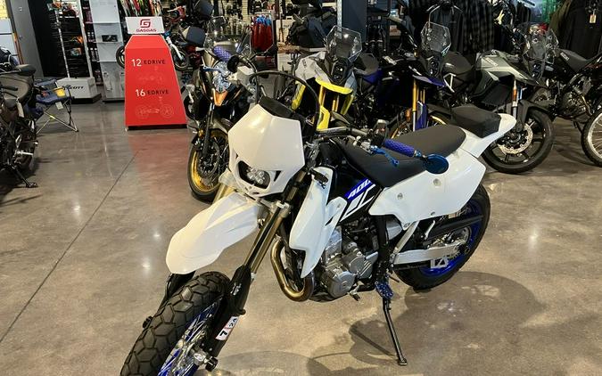 2023 Suzuki DR-Z400SM