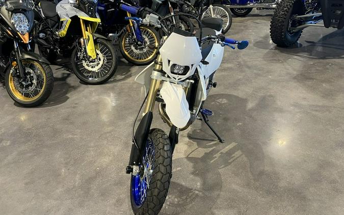 2023 Suzuki DR-Z400SM