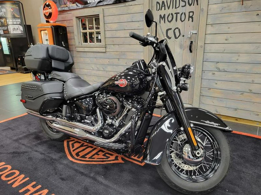 2021 Harley-Davidson® FLHCS - Heritage Classic 114