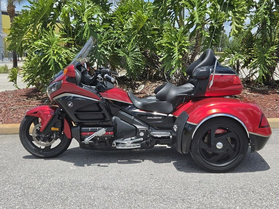 2015 Honda Gold Wing Audio Comfort CSC TRIKE Audio / Comfort