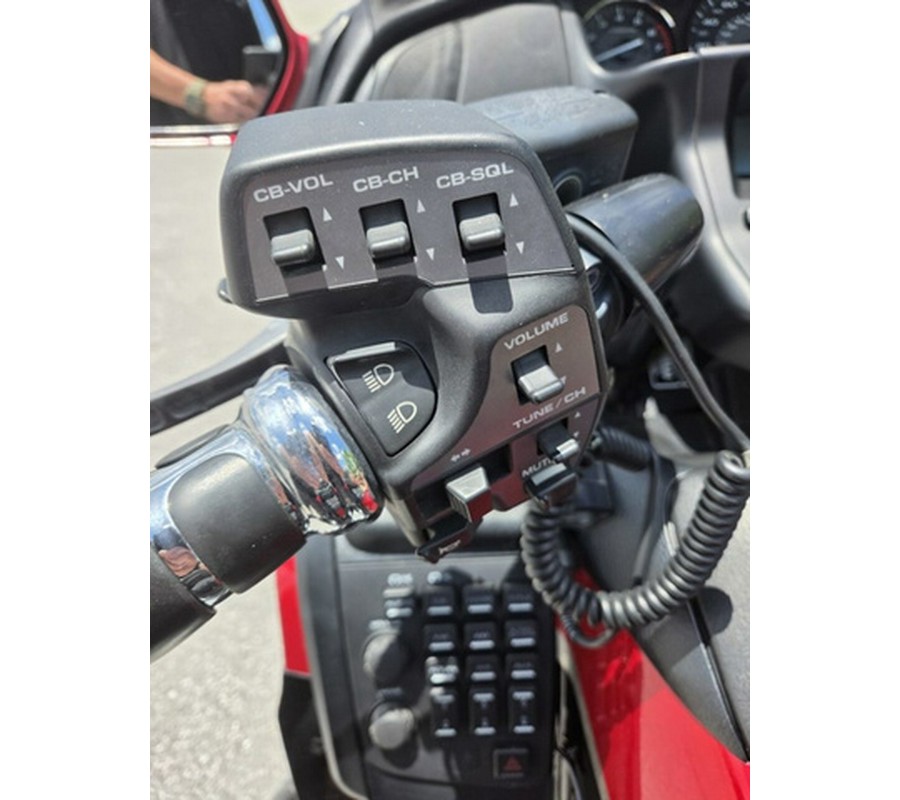 2015 Honda Gold Wing Audio Comfort CSC TRIKE Audio / Comfort