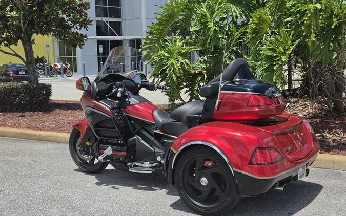 2015 Honda Gold Wing Audio Comfort CSC TRIKE Audio / Comfort