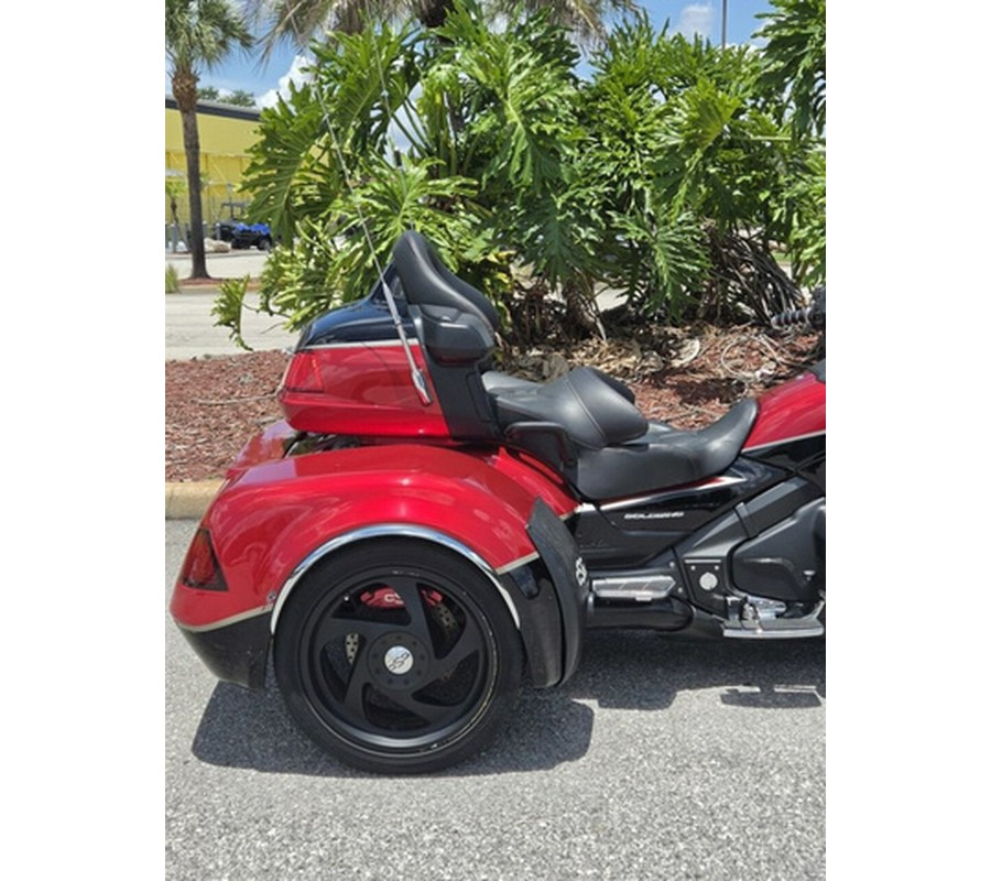 2015 Honda Gold Wing Audio Comfort CSC TRIKE Audio / Comfort