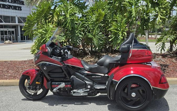 2015 Honda Gold Wing Audio Comfort CSC TRIKE Audio / Comfort