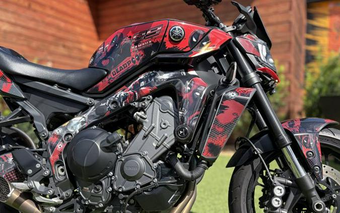 2024 Yamaha MT-09 DEAD POOL LIVERY