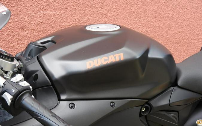 2024 Ducati Panigale V2 Black on Black