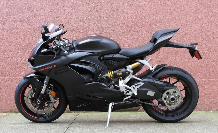 2024 Ducati Panigale V2 Black on Black