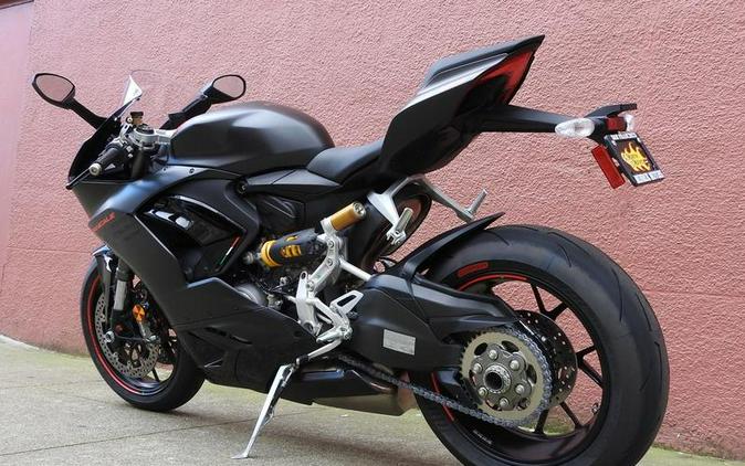 2024 Ducati Panigale V2 Black on Black