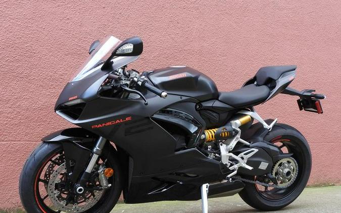 2024 Ducati Panigale V2 Black on Black